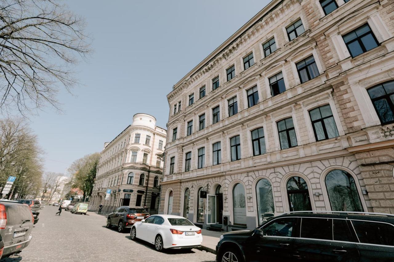 Heart Of Old Town - Riverside View Riga Bagian luar foto