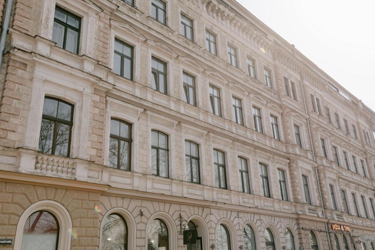 Heart Of Old Town - Riverside View Riga Bagian luar foto