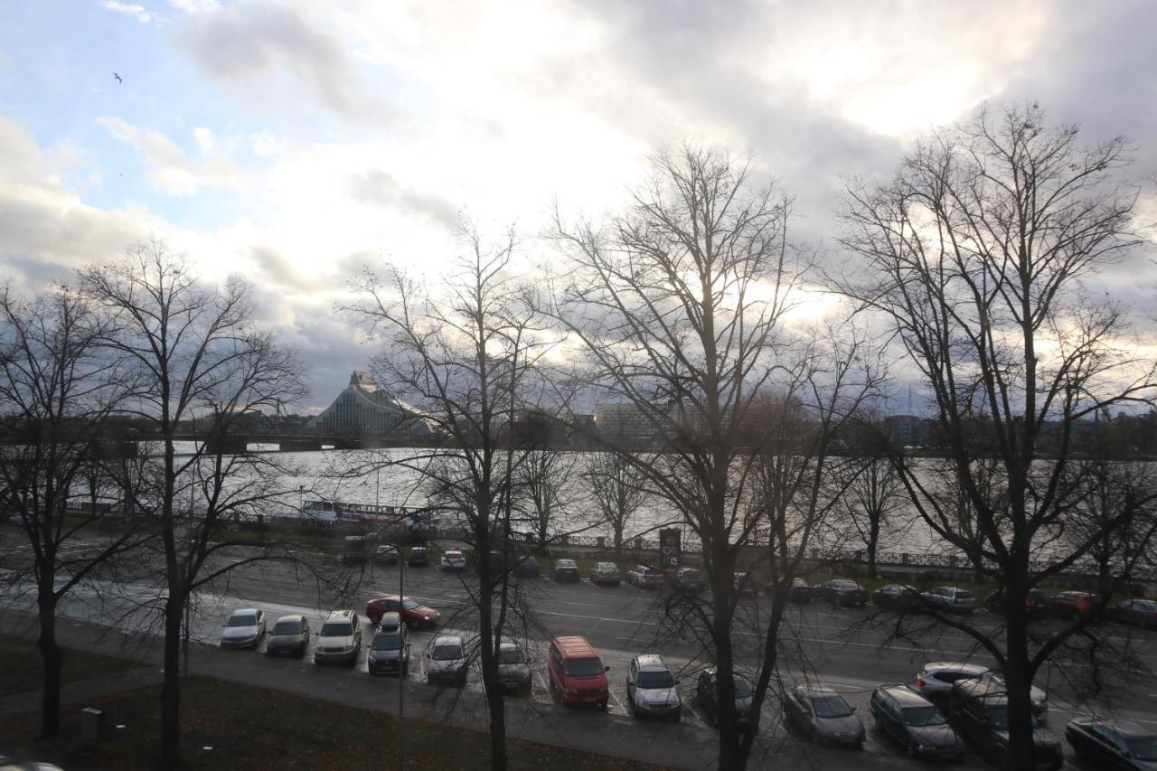 Heart Of Old Town - Riverside View Riga Bagian luar foto